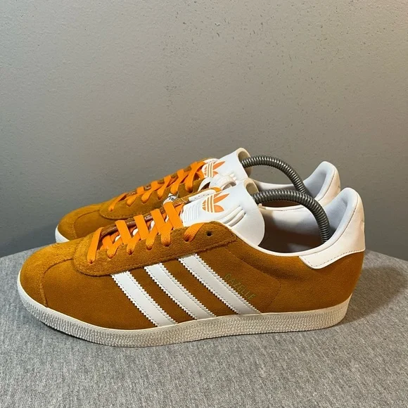 Adidas Originals Gazelle Suede Sneakers Orange/White Men’s Size 9.5 IG2091​ - Picture 4 of 11